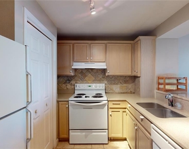 345 Bayshore Boulevard - Photo Thumbnail 12