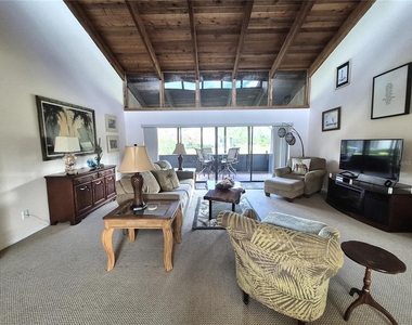 40 Dale Place - Photo Thumbnail 25