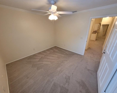 36122 Lake Chase Boulevard - Photo Thumbnail 34