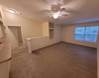 36122 Lake Chase Boulevard - Photo Thumbnail 6