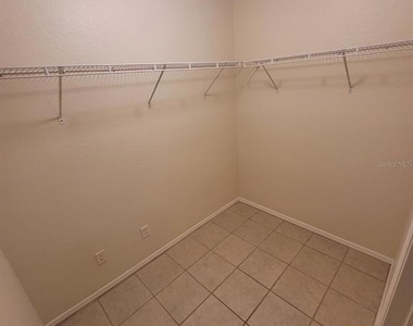 36122 Lake Chase Boulevard - Photo Thumbnail 21
