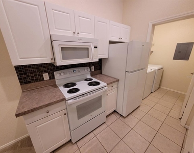 36122 Lake Chase Boulevard - Photo Thumbnail 11