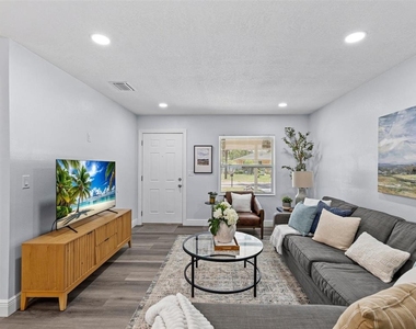 4928 Shetland Avenue - Photo Thumbnail 2