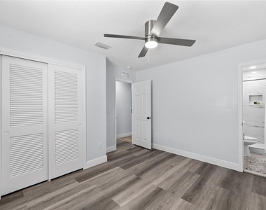 4928 Shetland Avenue - Photo Thumbnail 22