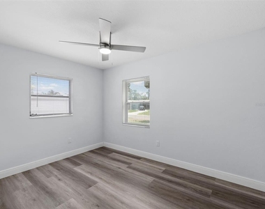 4928 Shetland Avenue - Photo Thumbnail 13