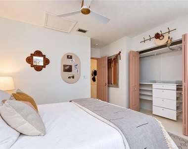506 S Willow Avenue - Photo Thumbnail 23