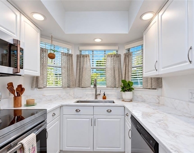 506 S Willow Avenue - Photo Thumbnail 11