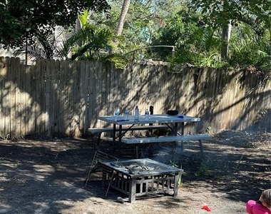 691 W Harbor Drive S - Photo Thumbnail 11