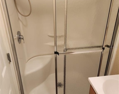 5901 Bryce Lane - Photo Thumbnail 3