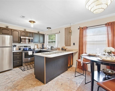 2112 E Nedro Road - Photo Thumbnail 8
