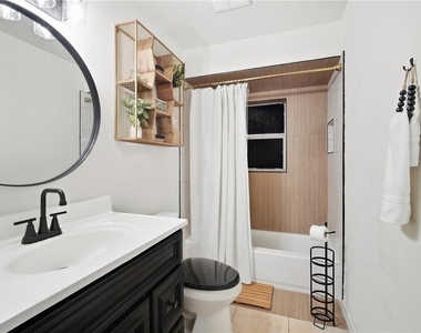 2112 E Nedro Road - Photo Thumbnail 11
