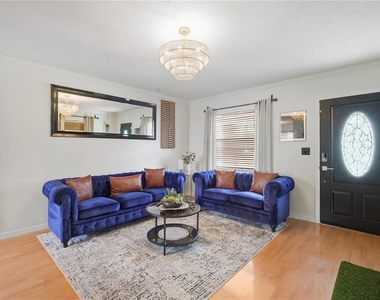 2112 E Nedro Road - Photo Thumbnail 5