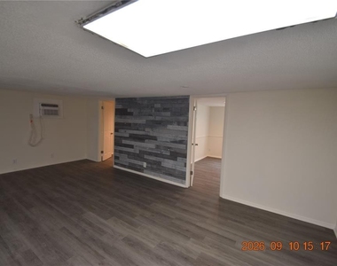 907 E Patterson Street - Photo Thumbnail 8