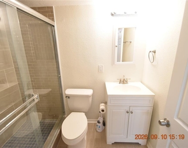 907 E Patterson Street - Photo Thumbnail 19