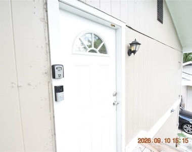 907 E Patterson Street - Photo Thumbnail 4