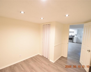 907 E Patterson Street - Photo Thumbnail 18