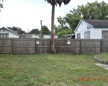 907 E Patterson Street - Photo Thumbnail 2