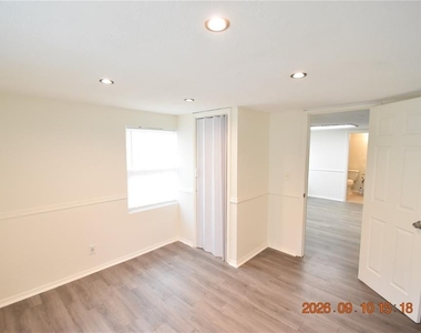 907 E Patterson Street - Photo Thumbnail 14