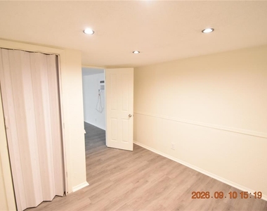 907 E Patterson Street - Photo Thumbnail 17