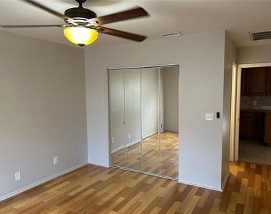 6128 16th Lane Ne - Photo Thumbnail 8