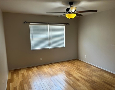 6128 16th Lane Ne - Photo Thumbnail 7