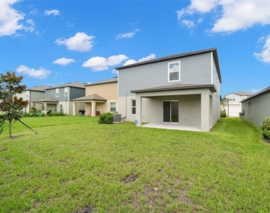 2562 Leonia Lane - Photo Thumbnail 23