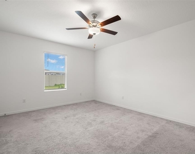 2562 Leonia Lane - Photo Thumbnail 16