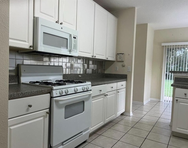 5905 Wrenwater Drive - Photo Thumbnail 7