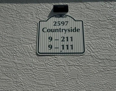 2597 Countryside Boulevard - Photo Thumbnail 29