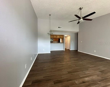 2597 Countryside Boulevard - Photo Thumbnail 25