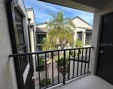 2597 Countryside Boulevard - Photo Thumbnail 18