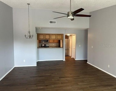 2597 Countryside Boulevard - Photo Thumbnail 4