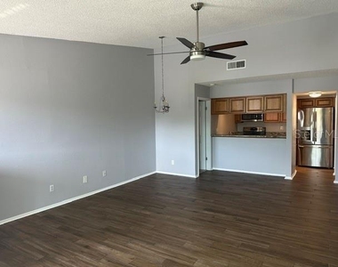 2597 Countryside Boulevard - Photo Thumbnail 5