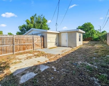 1048 Powersong Street - Photo Thumbnail 12