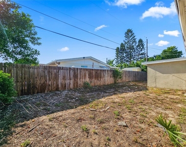 1048 Powersong Street - Photo Thumbnail 13
