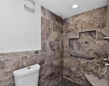 5644 Berlin Drive - Photo Thumbnail 19