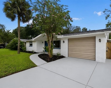 5644 Berlin Drive - Photo Thumbnail 1