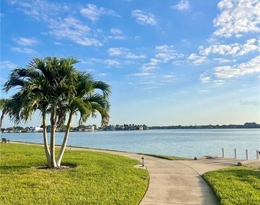 7893 Sailboat Key Boulevard S - Photo Thumbnail 30