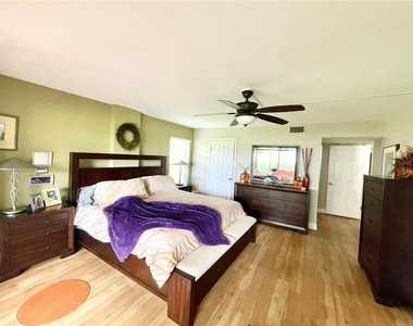 7893 Sailboat Key Boulevard S - Photo Thumbnail 12