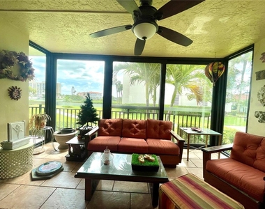 7893 Sailboat Key Boulevard S - Photo Thumbnail 8