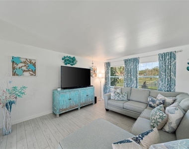 632 Shore Drive - Photo Thumbnail 11
