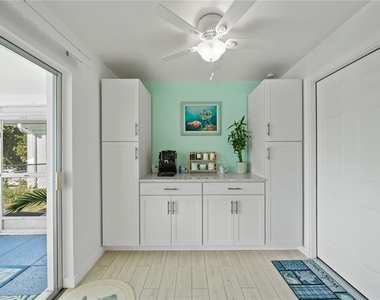 632 Shore Drive - Photo Thumbnail 17