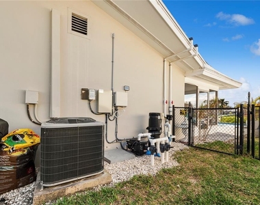 632 Shore Drive - Photo Thumbnail 39
