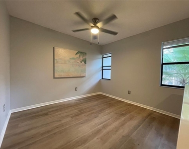 300 S Florida Avenue - Photo Thumbnail 6