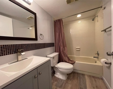 300 S Florida Avenue - Photo Thumbnail 24