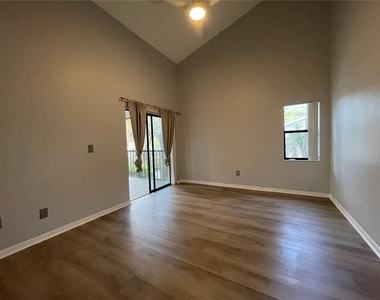 300 S Florida Avenue - Photo Thumbnail 13