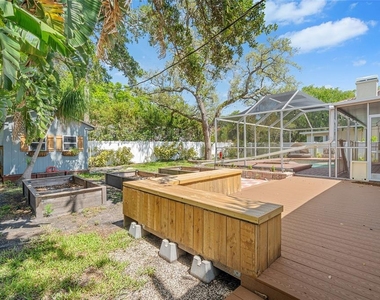 404 S West Shore Boulevard - Photo Thumbnail 10