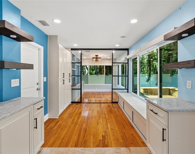 404 S West Shore Boulevard - Photo Thumbnail 6