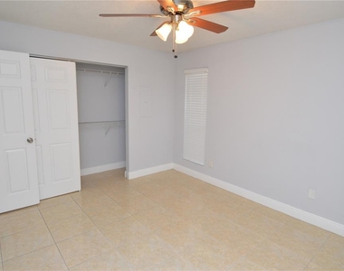 8647 Mallard Reserve Drive - Photo Thumbnail 33