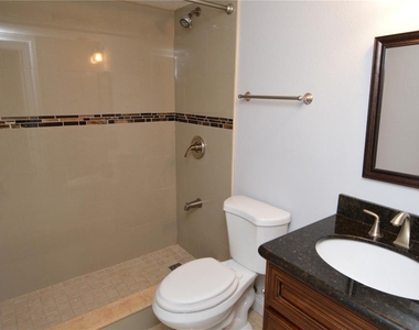 8647 Mallard Reserve Drive - Photo Thumbnail 24